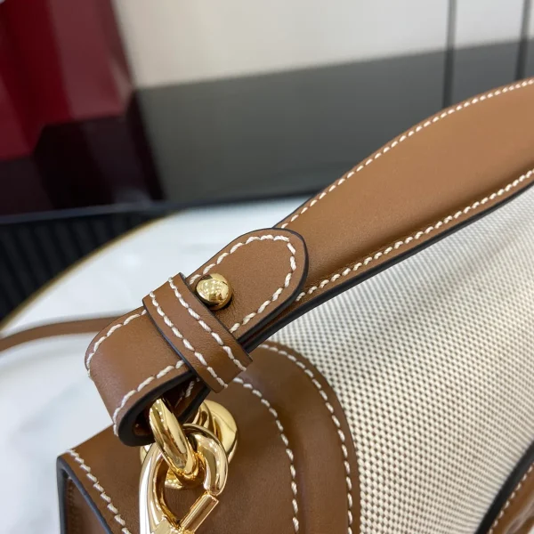 GUCCI Blondie小號棕色皮革斜背包-815714：圖片 7