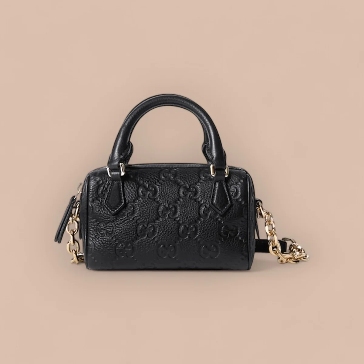 GUCCI GG Emblem超迷你黑色粒面皮革手挽包-815256 1 GUCCI GG Emblem超迷你黑色粒面皮革手挽包-815256
