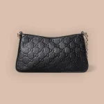GUCCI GG Emblem中號銀色皮革肩揹包-815277