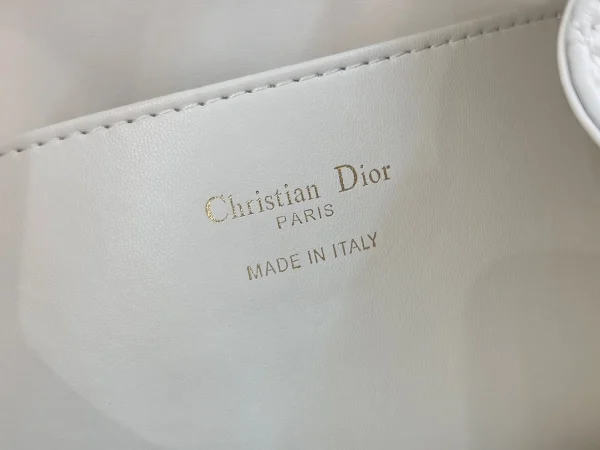 Dior Caro 奶白羊皮雙肩背包中號MM：圖片 10
