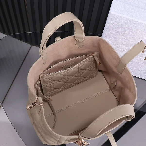 Dior Toujours 象牙色小牛皮托特包中號MM-M2821：圖片 5