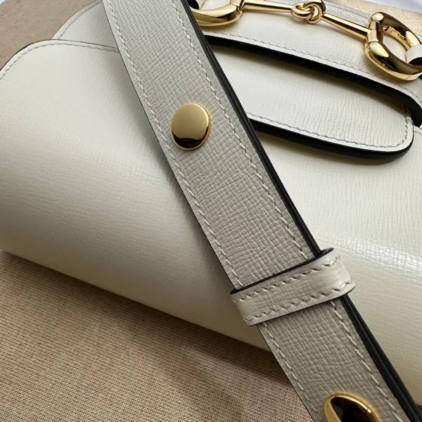GUCCI Horsebit 1955迷你黑色皮革肩揹包-760191：圖片 8