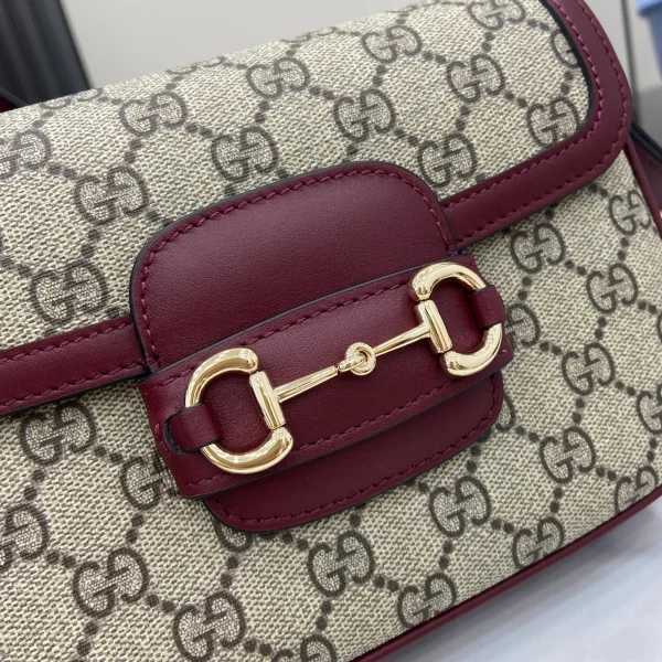 GUCCI Horsebit 1955迷你紅色皮革肩揹包-815205：圖片 6