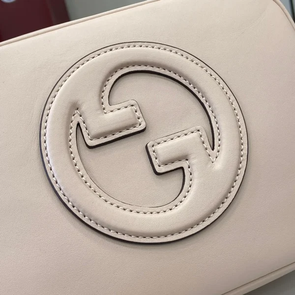 GUCCI Blondie迷你紅色滑面皮革斜揹包-820429：圖片 6