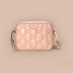 GUCCI GG Quilted小號粉米皮革斜挎包-702234