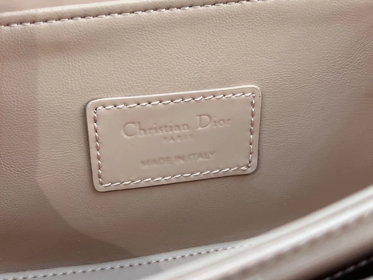 Dior 30 Montaigne 粉色小牛皮斜挎包小號PM-M9370 10 Dior 30 Montaigne 粉色小牛皮斜挎包小號PM-M9370