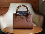 GUCCI Diana淺藍皮革斜揹包-702732：圖片 3