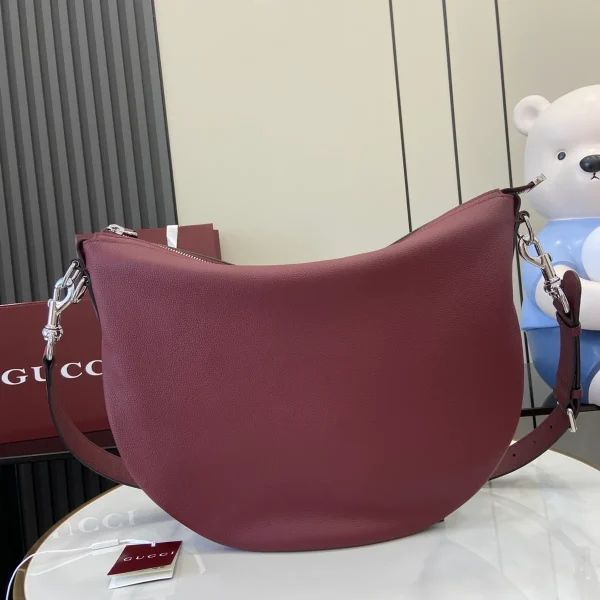 GUCCI Rosso Ancora紅色皮革斜揹包-801887：圖片 2