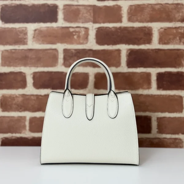 GUCCI 2024春夏系列春夏象牙粒面手提包-795349：圖片 4