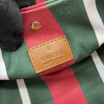GUCCI GG Emblem迷你黑色皮革水桶包-815118：圖片 10