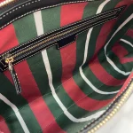 GUCCI GG Emblem大號米棕帆布肩揹包-815217：圖片 9