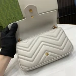 GUCCI GG Marmont迷你紅色皮革斜挎包-751526：圖片 9