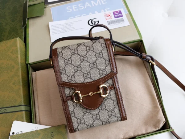 GUCCI 馬銜扣1955米棕皮革斜背包-625615：圖片 2
