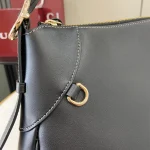 GUCCI GG Emblem大號米棕帆布單肩包-815217：圖片 7