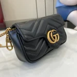GUCCI GG Marmont迷你粉紅皮革斜揹包-476433：圖片 11