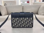 Dior 30 Montaigne 藍色皮革斜背包中號MM-M9203：圖片 3