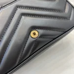 GUCCI GG Marmont迷你粉紅皮革斜揹包-476433：圖片 13