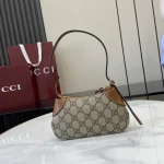 GUCCI GG Emblem超迷你米棕帆布肩揹包-820696：圖片 4