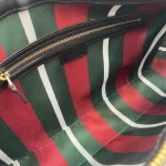 GUCCI GG Emblem中號米棕皮革肩揹包-815216：圖片 10