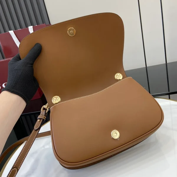 GUCCI Blondie小號棕色皮革斜背包-815714：圖片 8