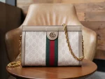 GUCCI GG Supreme小號米棕帆布肩揹包-503877：圖片 2