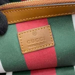 GUCCI GG Emblem小號米棕皮革手提包-815214：圖片 10