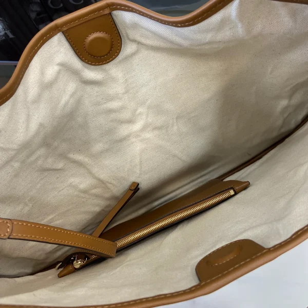 GUCCI Original GG中號米棕帆布肩揹包-815924：圖片 9