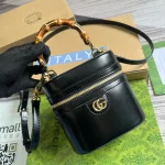GUCCI Double G迷你黑色皮革斜揹包-760200：圖片 5