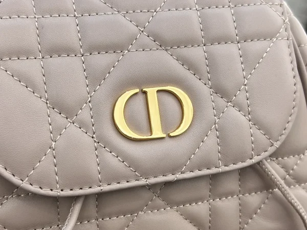 Dior Caro 粉米羊皮雙肩背包中號MM：圖片 7