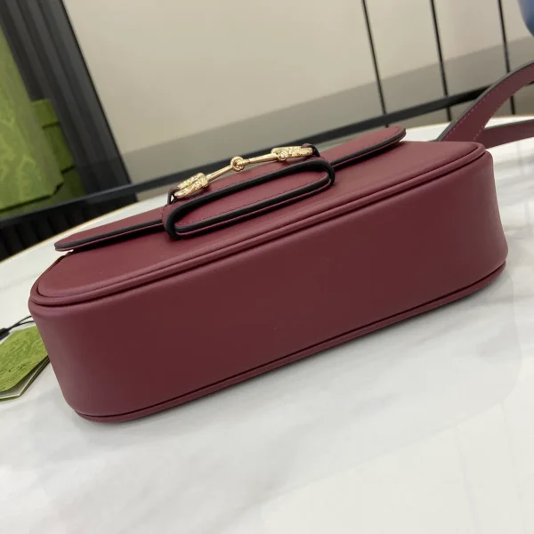 GUCCI Horsebit 1955米紅帆布肩揹包-815205：圖片 5