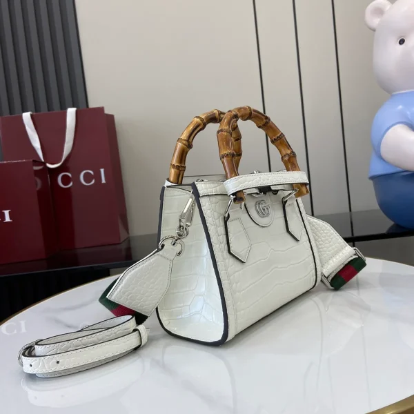 GUCCI Diana迷你粉蟒手提包-702732：圖片 3