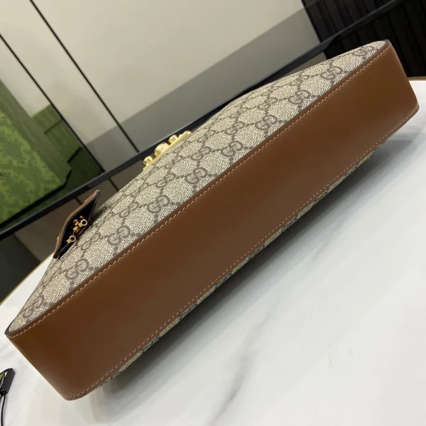 GUCCI Padlock中號米白帆布肩揹包-795113：圖片 5