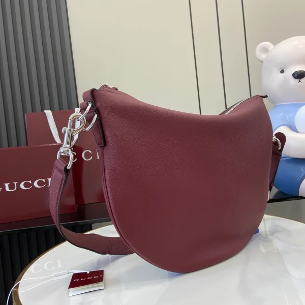 GUCCI Rosso Ancora紅色皮革斜揹包-801887：圖片 3