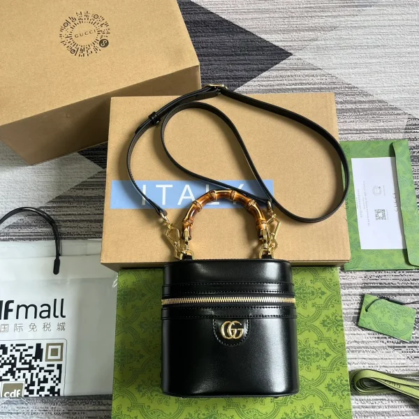 GUCCI Double G迷你黑色皮革斜揹包-760200：圖片 2