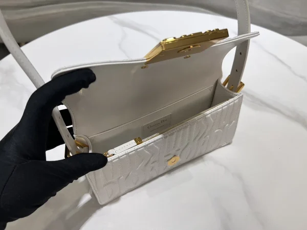 Dior Miss 白色小牛皮翻蓋包小號PM-M2610：圖片 9