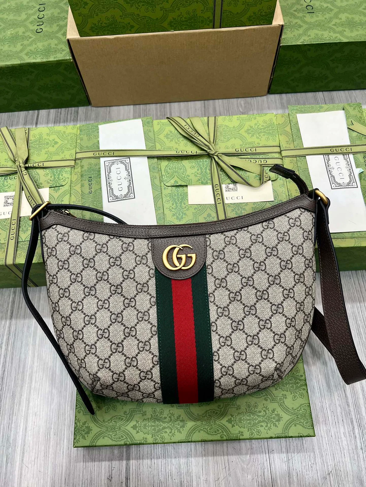 GUCCI Love Parade藍米帆布斜揹包-598125 2 GUCCI Love Parade藍米帆布斜揹包-598125