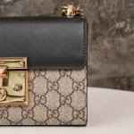 GUCCI GG Supreme小號米黑帆布斜背包-409487：圖片 5