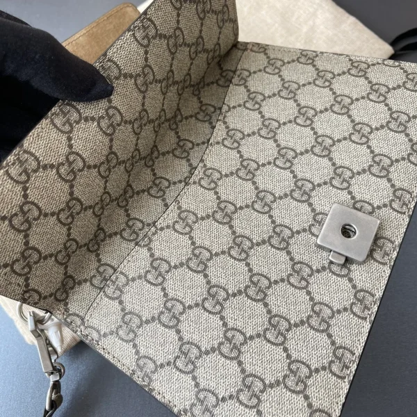 GUCCI GG Supreme小號米棕帆布斜背包-739496：圖片 8
