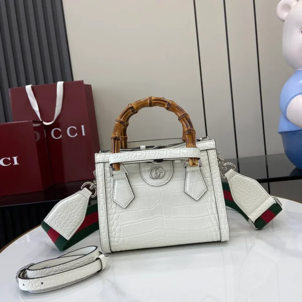 GUCCI Diana迷你粉蟒手提包-702732：圖片 2