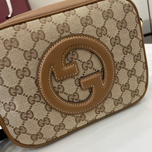 GUCCI Blondie迷你淺粉皮革斜揹包-820429：圖片 6