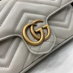 GUCCI GG Marmont迷你紅色皮革斜挎包-751526：圖片 6