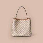 GUCCI GG Emblem小號米棕帆布肩揹包-815103