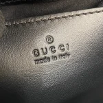GUCCI GG Marmont迷你黑色皮革斜揹包-811238：圖片 10