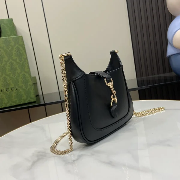 GUCCI Jackie Notte黑色漆皮肩揹包-782889：圖片 3
