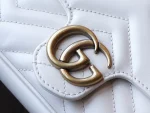 GUCCI GG Marmont黑色漆皮斜背包-751526：圖片 10