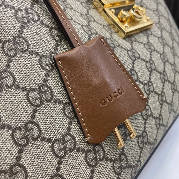 GUCCI Padlock中號米白帆布肩揹包-795113：圖片 7