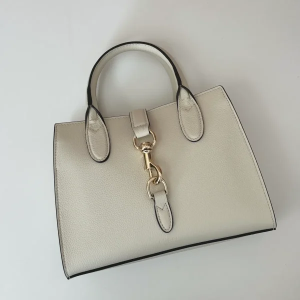 GUCCI 2024春夏系列春夏象牙粒面手提包-795349：圖片 6