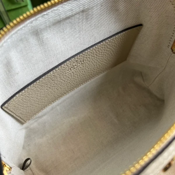 GUCCI GG Supreme小號米棕帆布斜揹包-499621：圖片 8