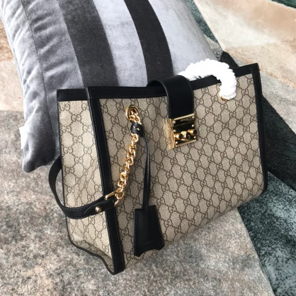 GUCCI GG Supreme中號米棕帆布肩揹包-479197：圖片 3