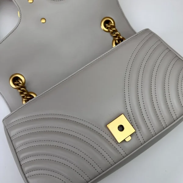 GUCCI GG Marmont黑色牛皮肩揹包-443497：圖片 9